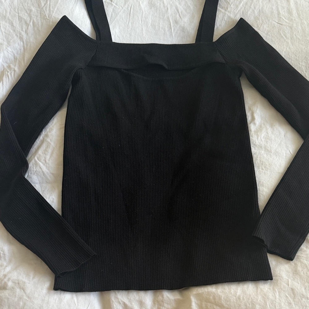 Eli Tahari Black Cut Out neckline Ribbed Top Size small